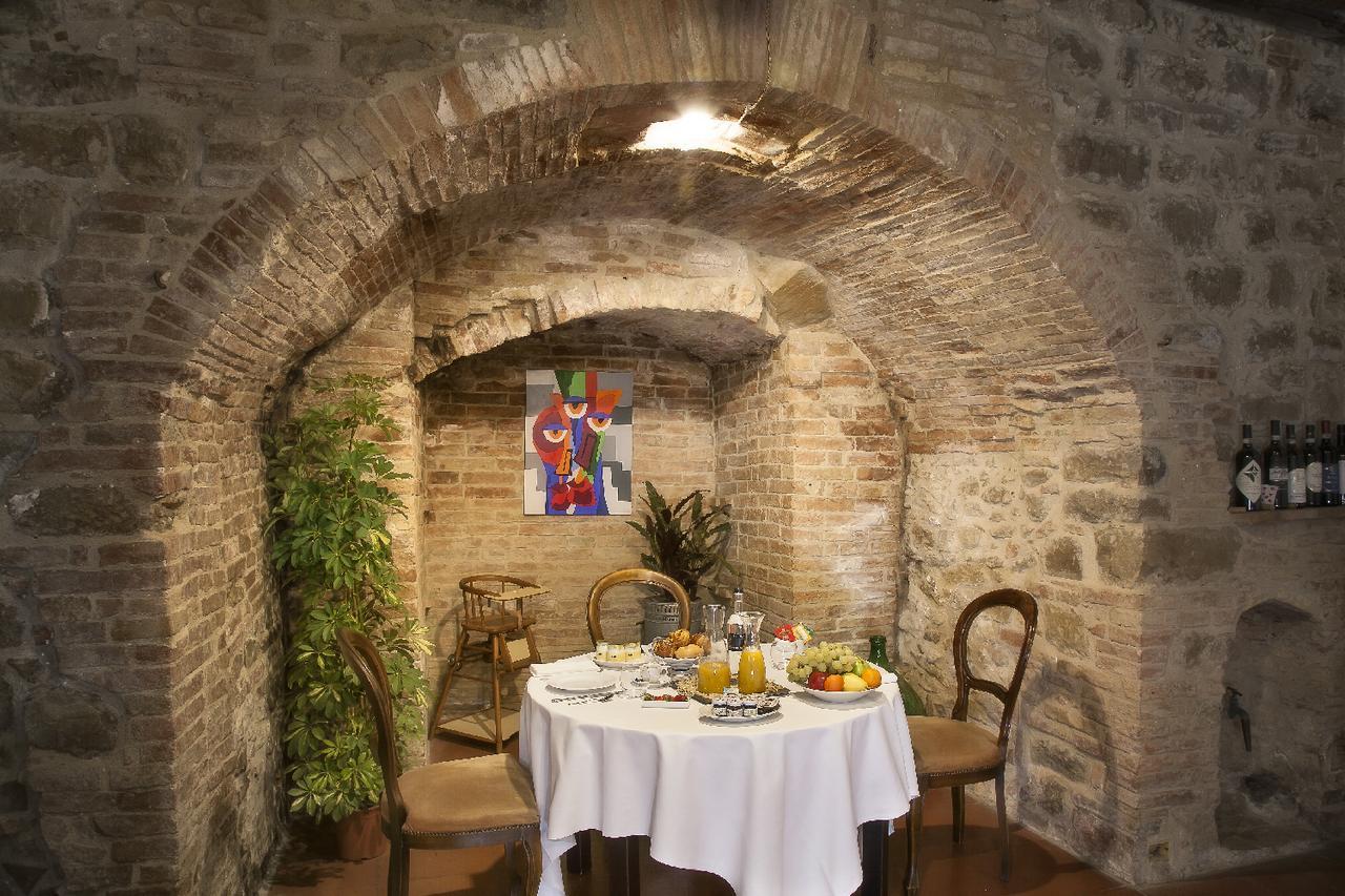 蒙塔尔奇诺Il Palazzo Del Cardinale住宿加早餐旅馆 外观 照片